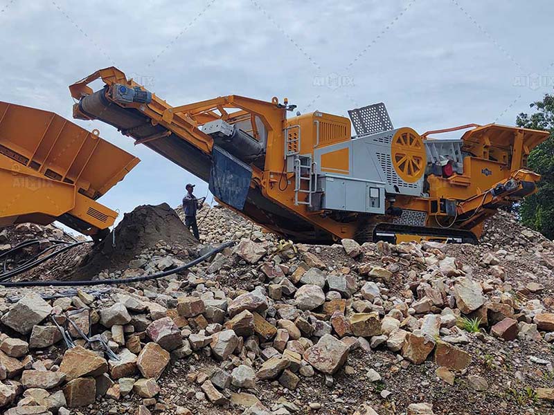 150tph Mobile Crawler Crusher for Road Construction