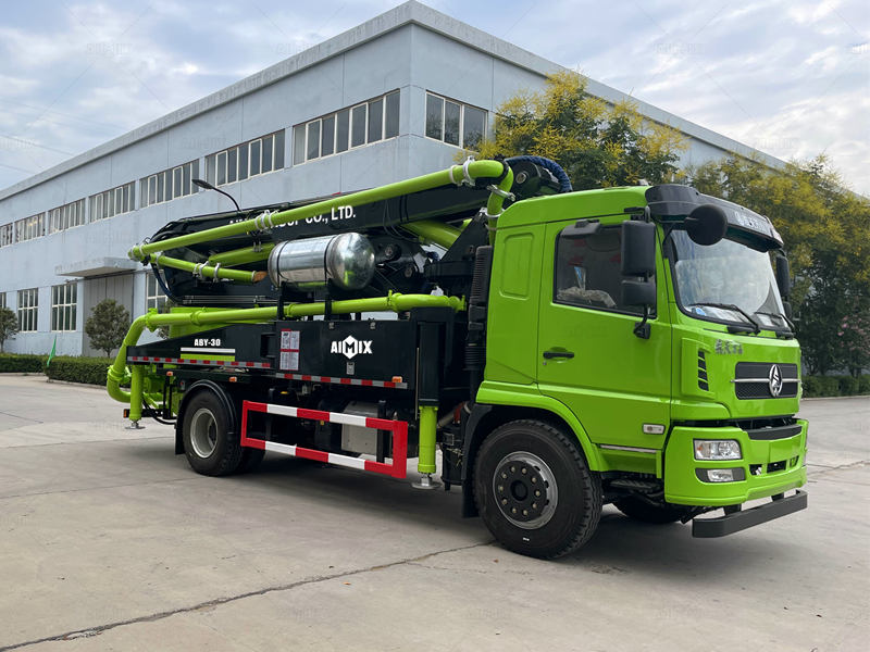 30m Concrete Pump Truck with Pan Mixer
