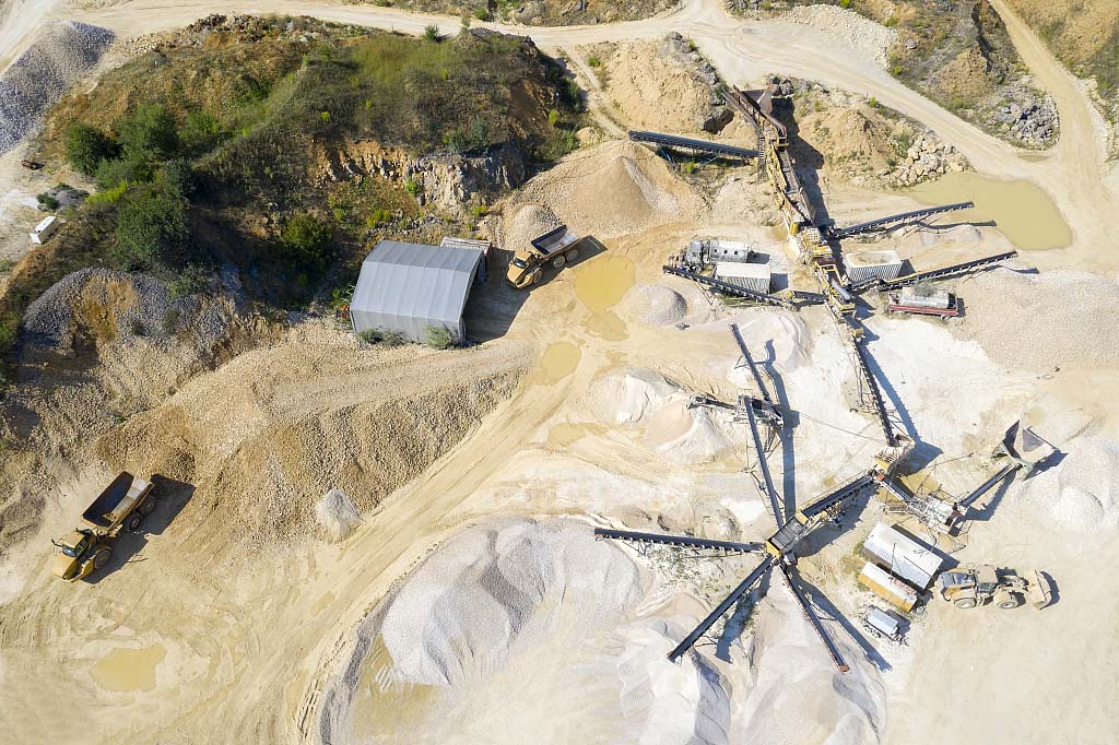 350tph quarry crushing machine for granite crushing on-site