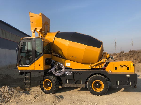 4 cub self loading concrete mixer