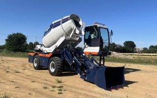 Aimix Self-Loading Cement Mixer