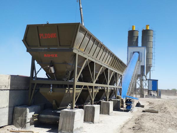 AJ-90 belt type concrete batching plant