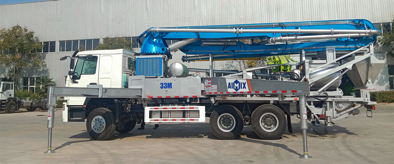 AMY33 model 33m truck chassis boom concrete pump for rural house construction in Jamaica
