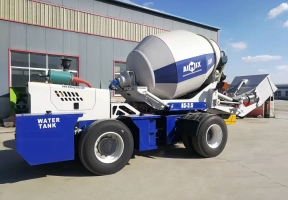AS-3.5 self-loading concrete mixer in Argentina