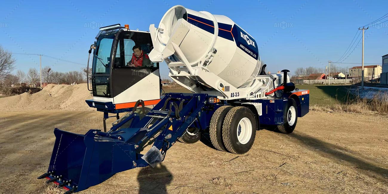 AS-3.5 self loading mixer in Papua New Guinea