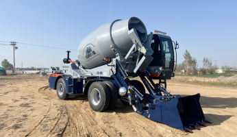 AS-4.0 self-loading concrete mixer in Australia