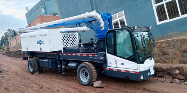 boom concrete pump at South Africa construction site