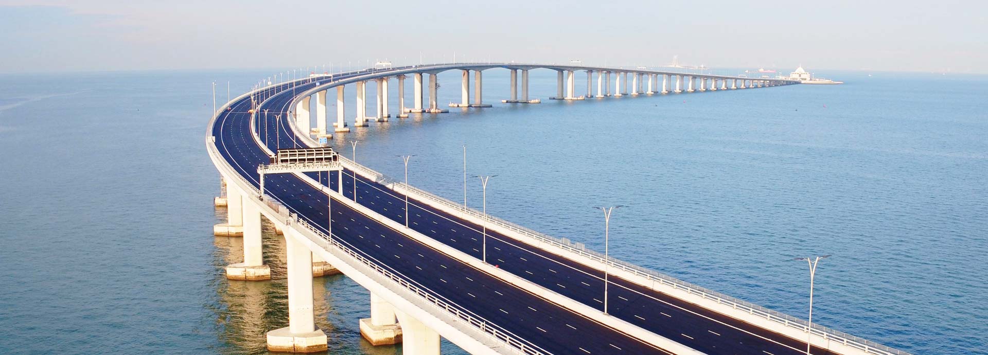 cross sea asphalt road and bridge