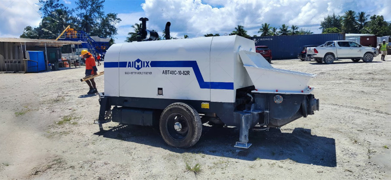 diesel engine trailer concrete pump with concrete batching plant