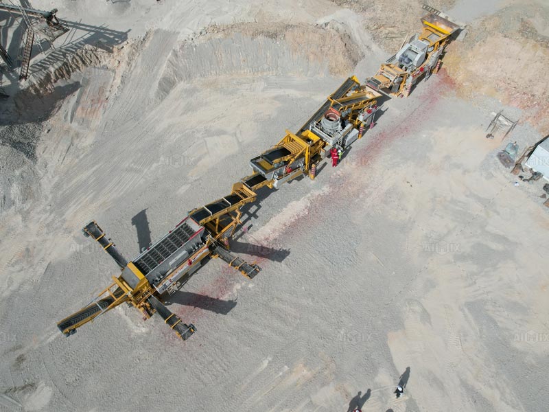 gravel crusher plant onsite