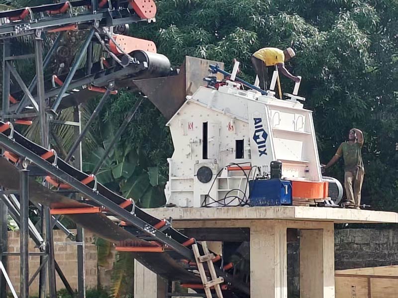 Impact Crushing Machine for Processing Limestone Materials