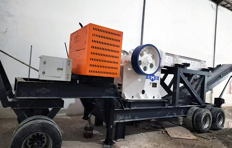 mini mobile jaw crushing equipment