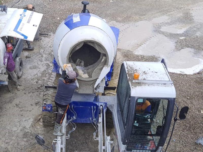 mixing tank of self loading mixer