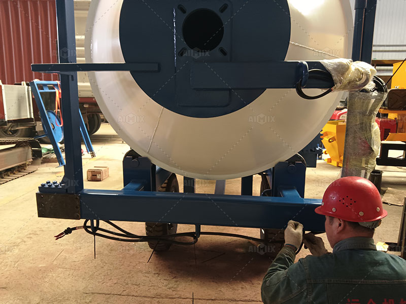 mobile asphalt mixer machine are installed in factory