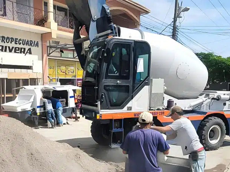 operate self loading concrete mixer