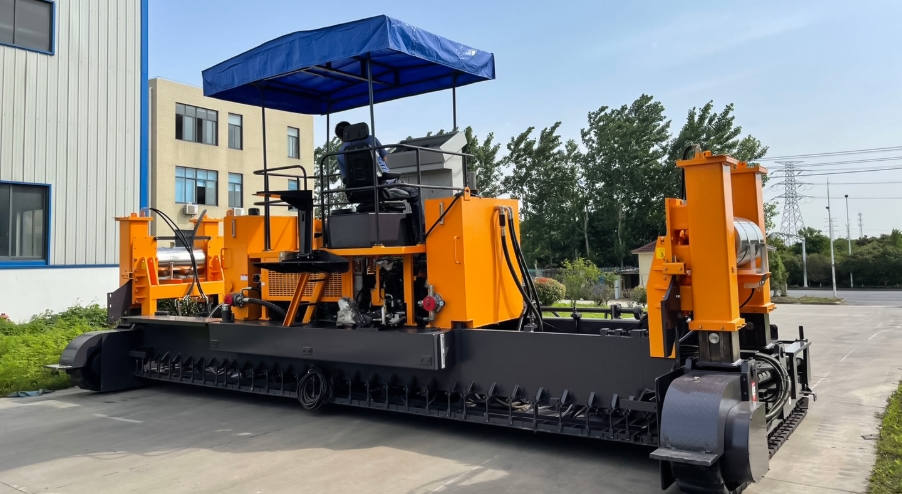 asphalt paving machine