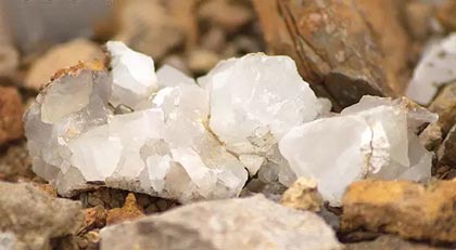 quartz materials