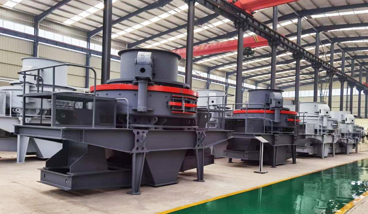 sand making machines in the workshop