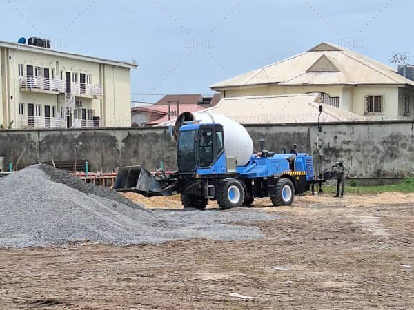 Self Loading Concrete Mixer Working in Nigeria