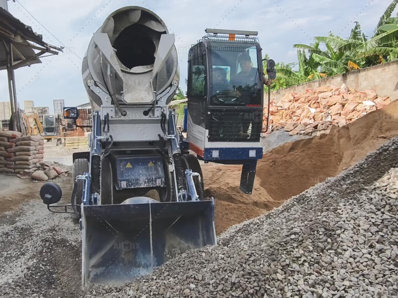 self loading mixer with stone