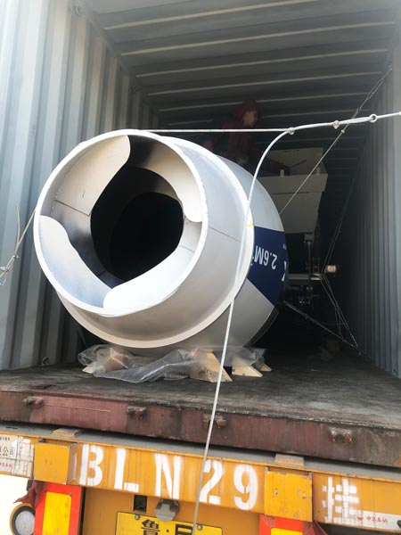 self loading mobile concrete mixer to Australia