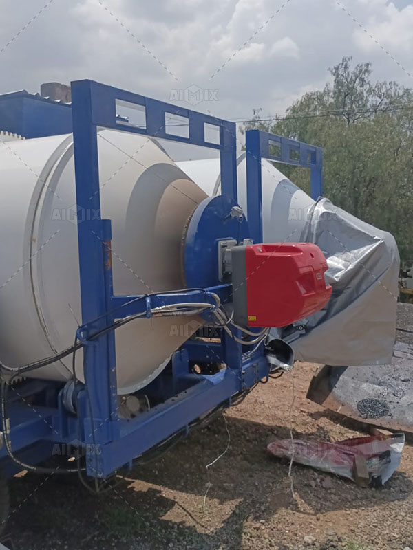 small asphalt mixer installed on site in Mexico