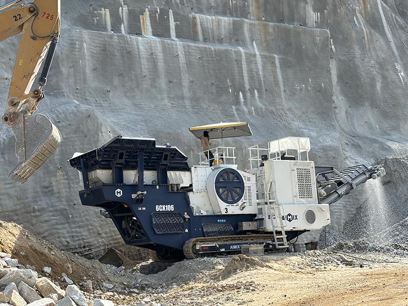 track jaw crusher operation in Malaysia