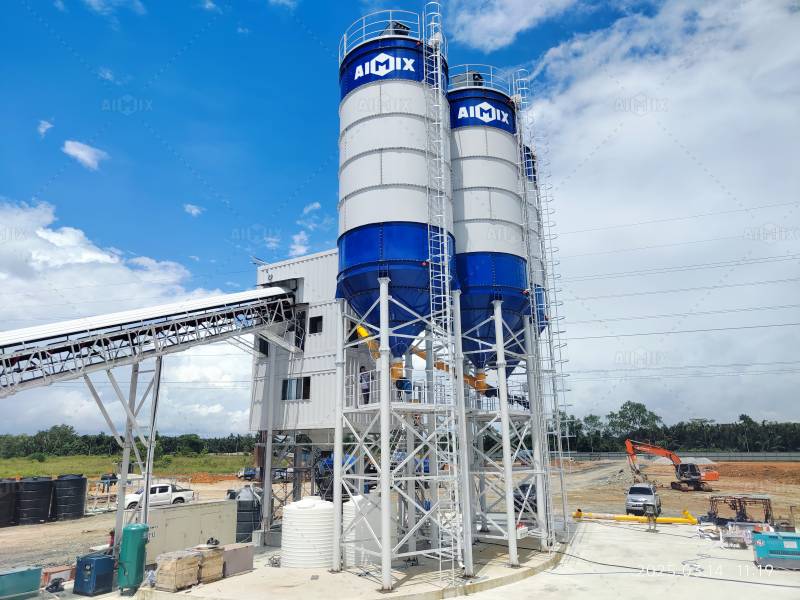 vertical cement silos