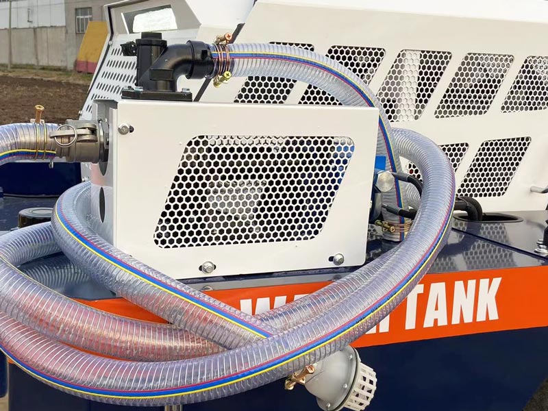 Wear-resistant water pipe for pumping