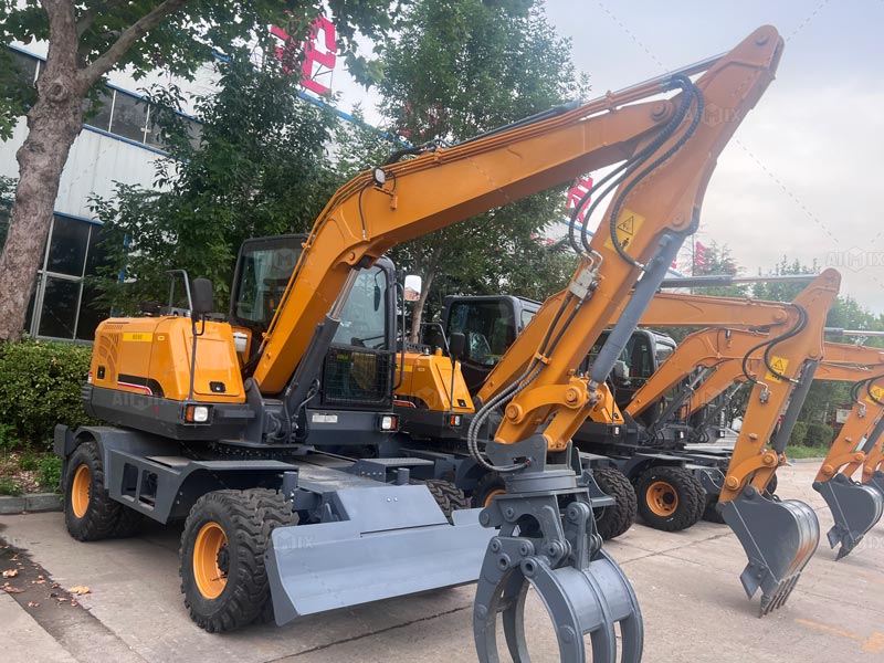 wheeled type excavators
